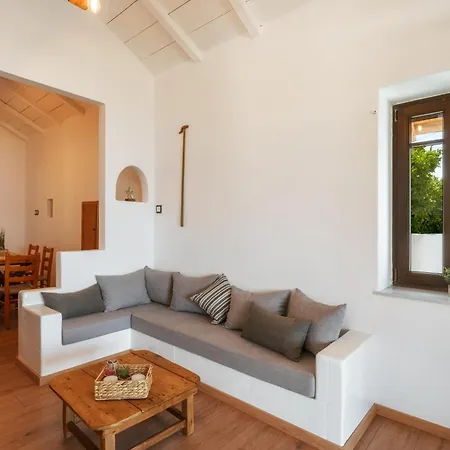 בית נופש Horizon View Stone Retreat -methana