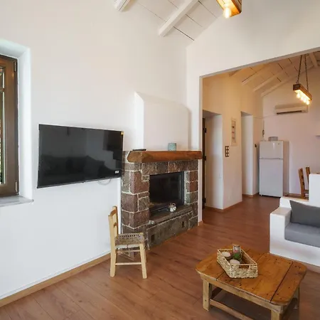 בית נופש Horizon View Stone Retreat -methana Méthana