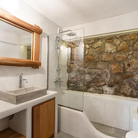 בית נופש Horizon View Stone Retreat -methana *