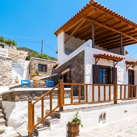 בית נופש Horizon View Stone Retreat -methana