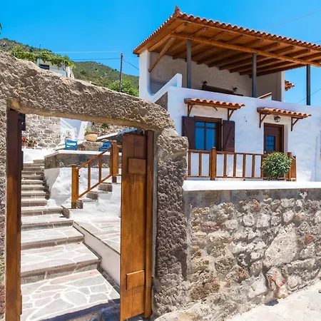 Horizon View Stone Retreat -methana *